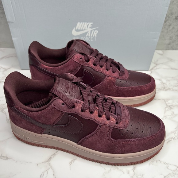 Nike Air Force 1 07 Premium - Picture 10 of 16